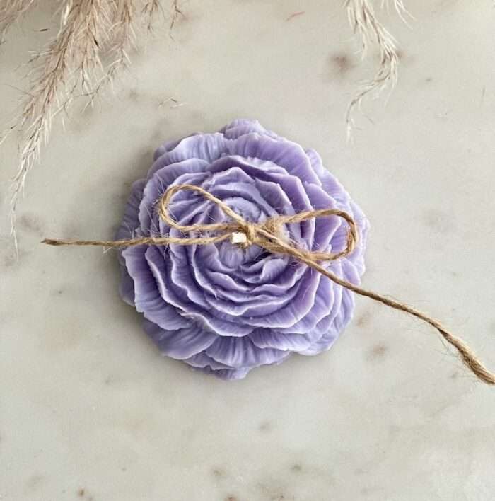 Flower Shaped Scented Candle Lavender